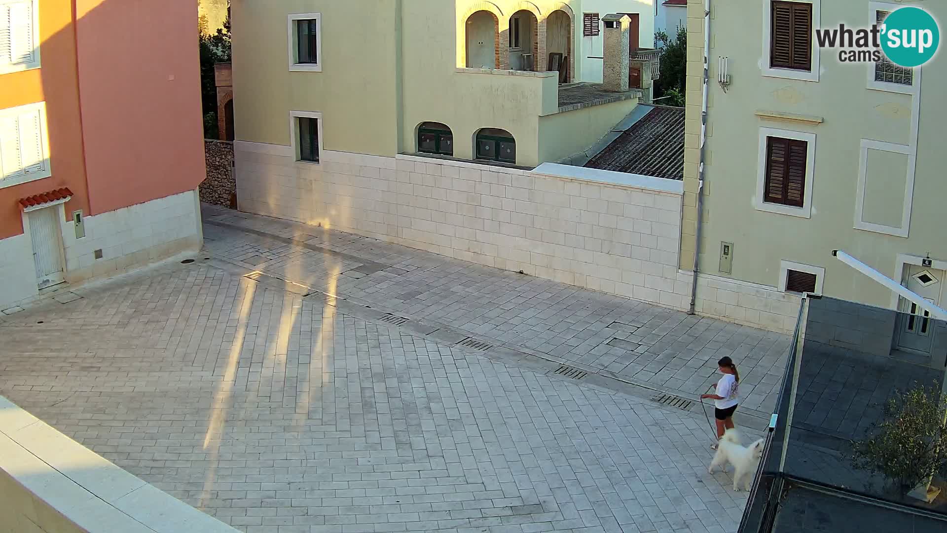 Novalja – plaza Alojzija Stepinca e via Dalmatinska