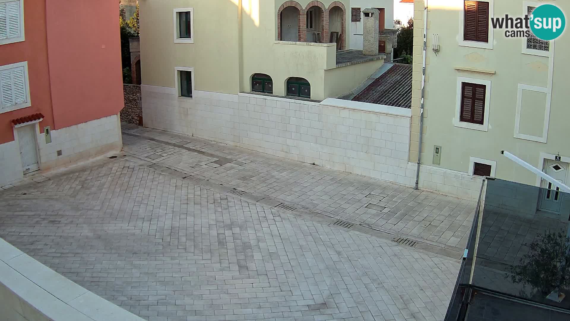 Novalja – piazza Alojzija Stepinca e via Dalmacia