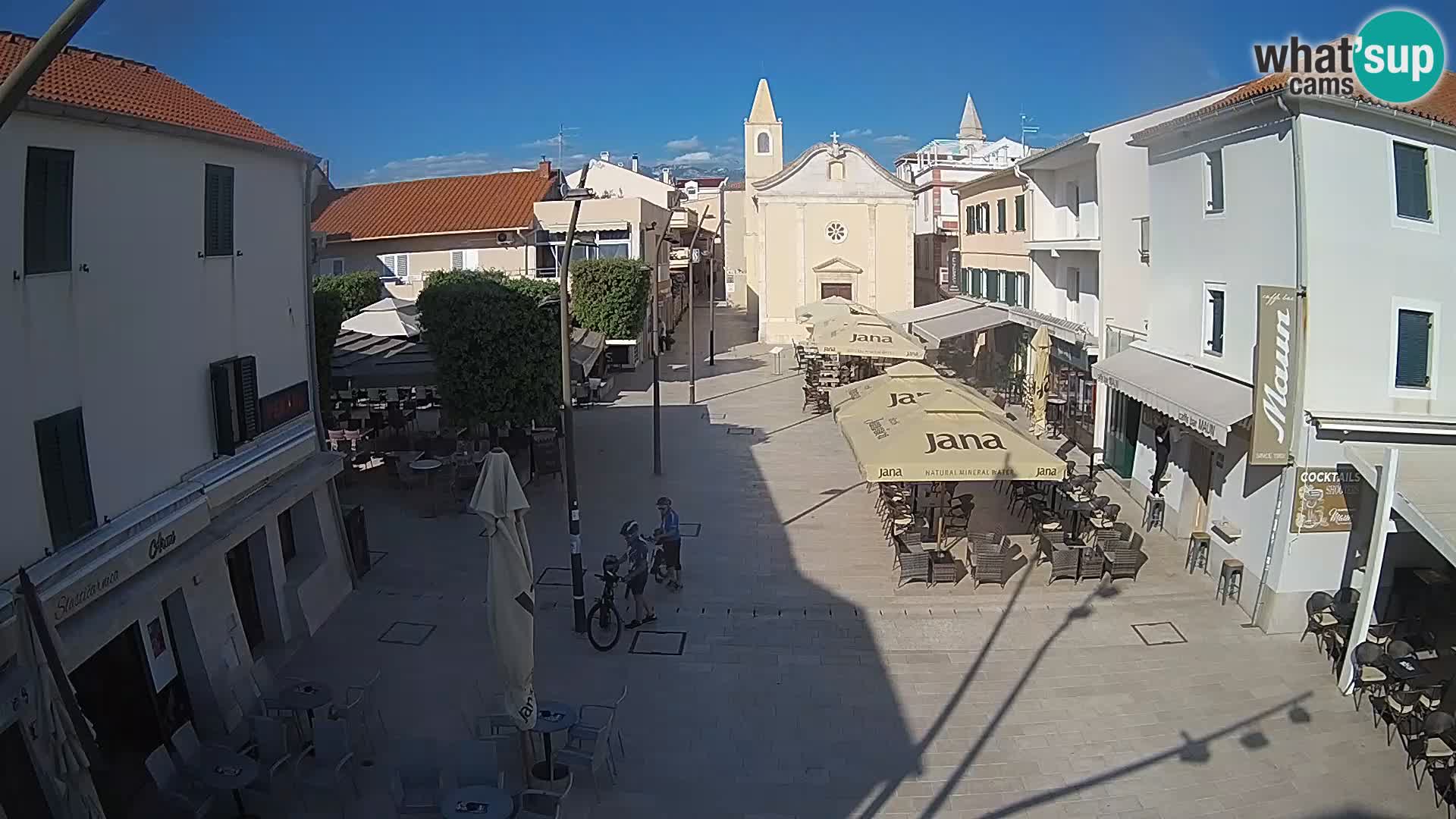 Novalja – place Loža