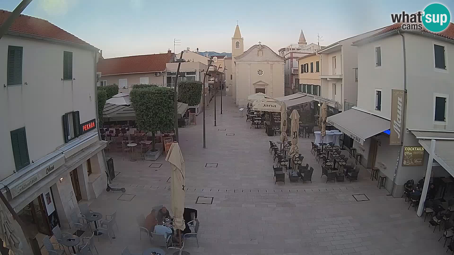 Novalja – Loža square