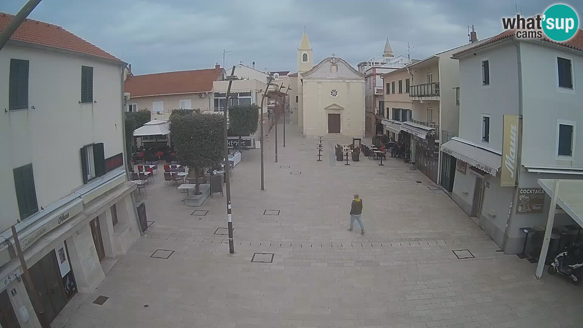 Novalja – Loža square