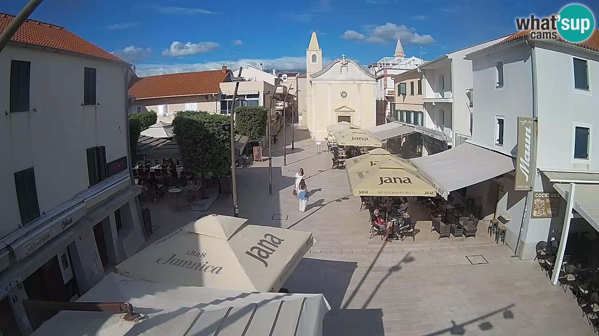 Novalja – place Loža