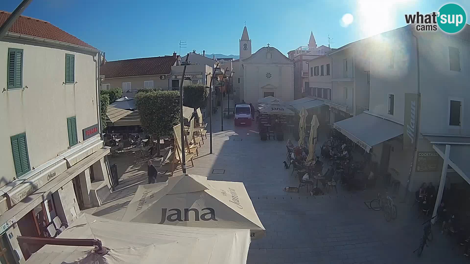 Novalja – place Loža