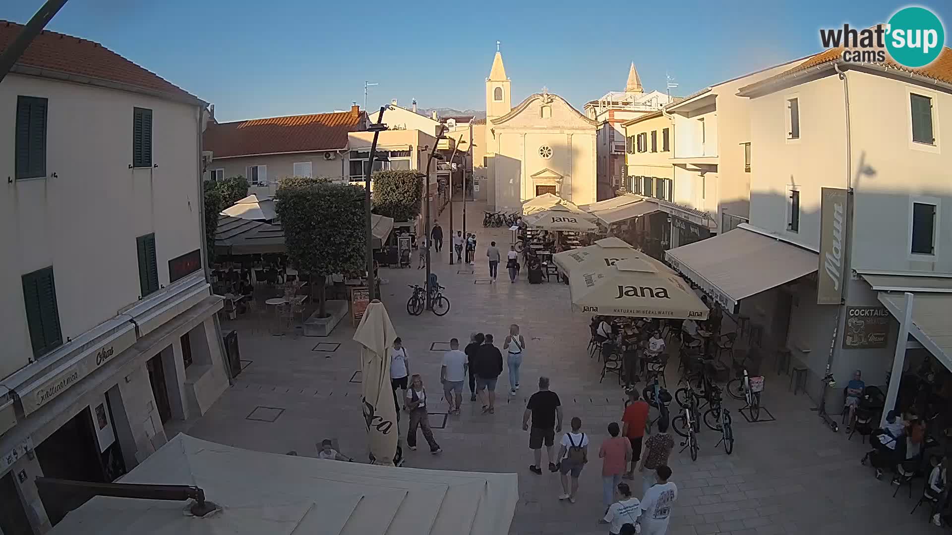 Novalja – Loža square