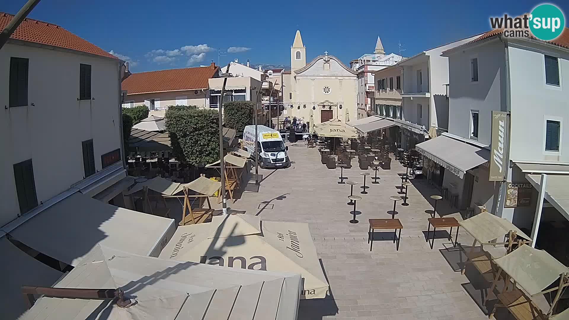 Novalja – Trg Loža