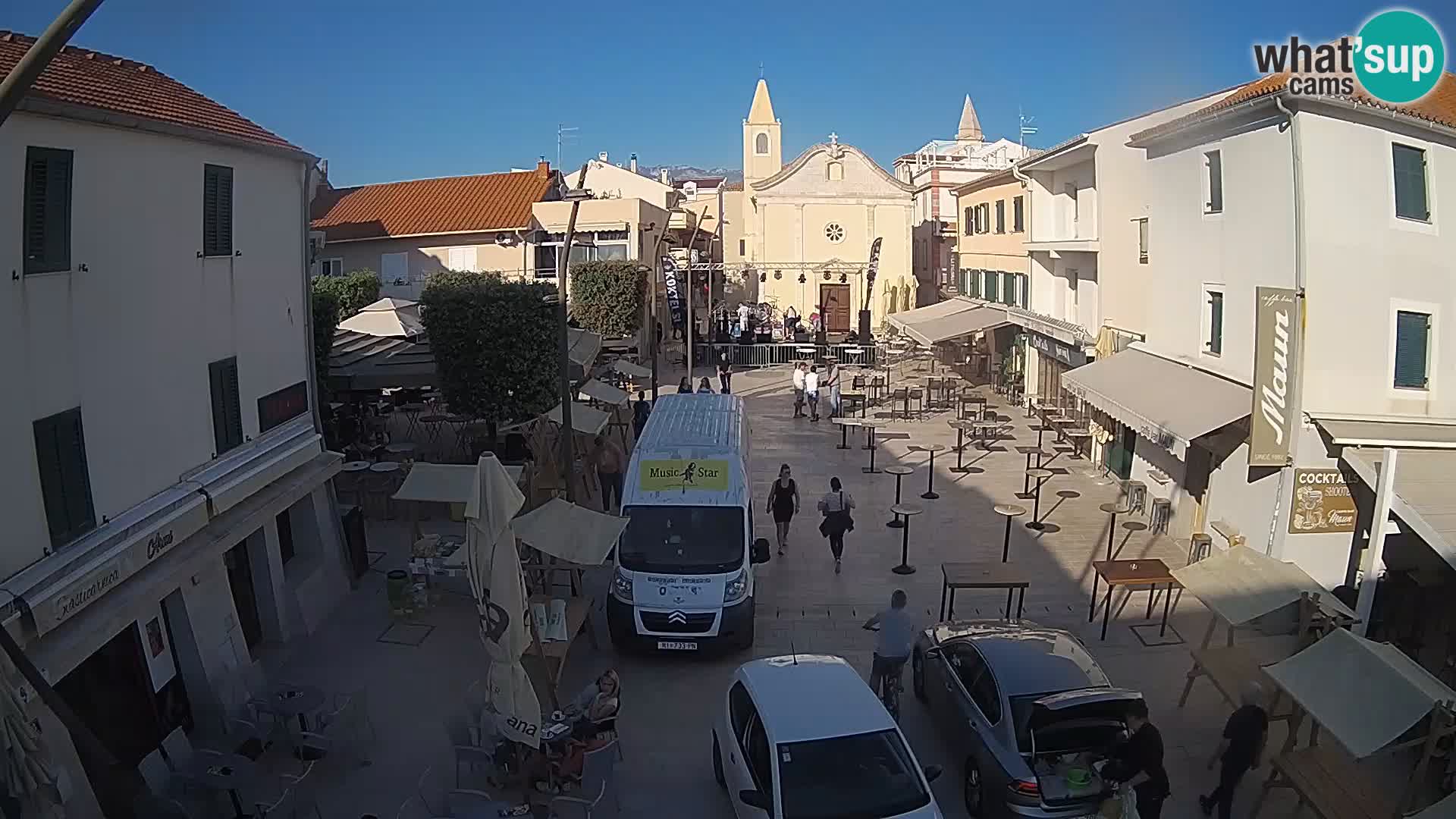 Novalja – piazza Loža