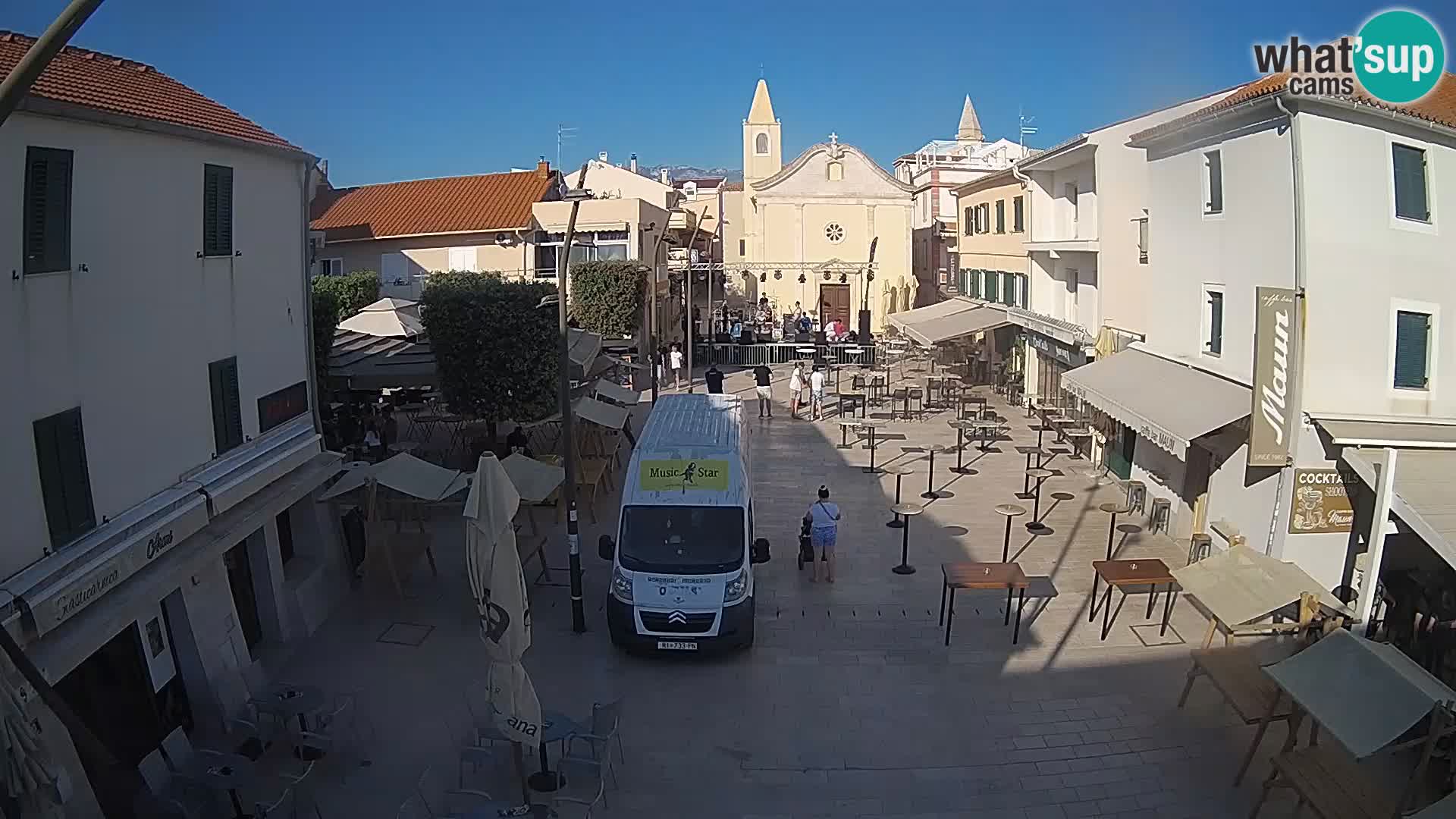 Novalja – piazza Loža