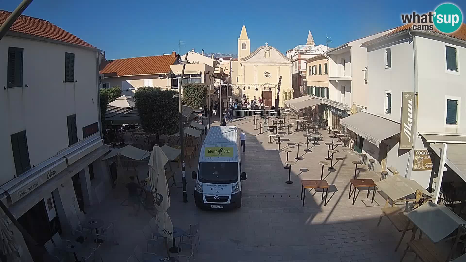 Novalja – Trg Loža