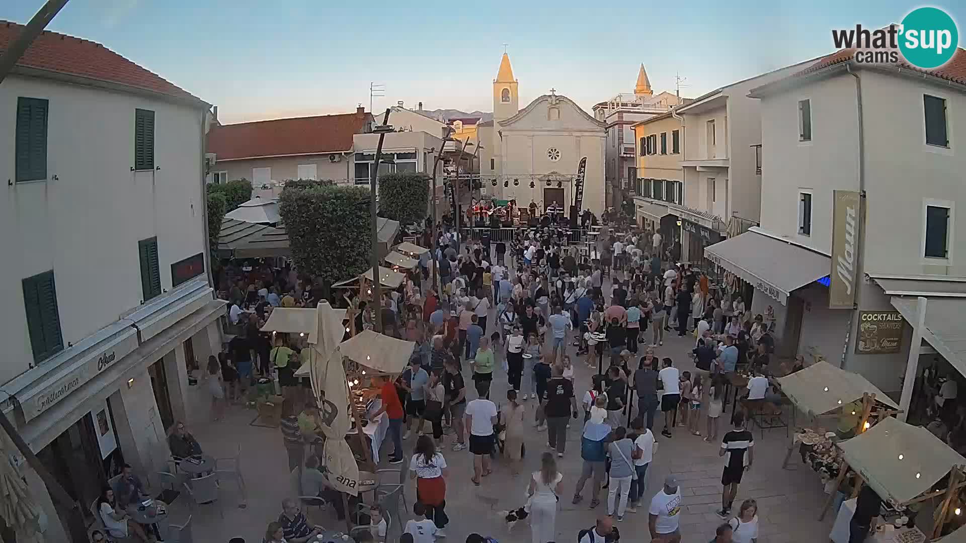 Novalja – Loža Plaz