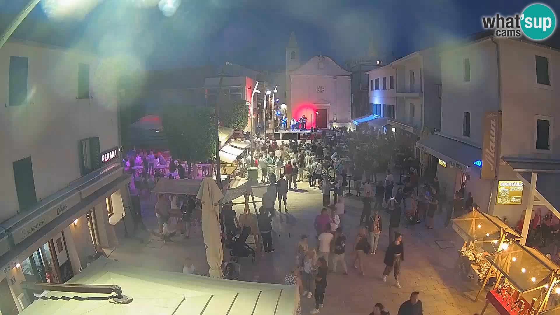 Novalja – Trg Loža