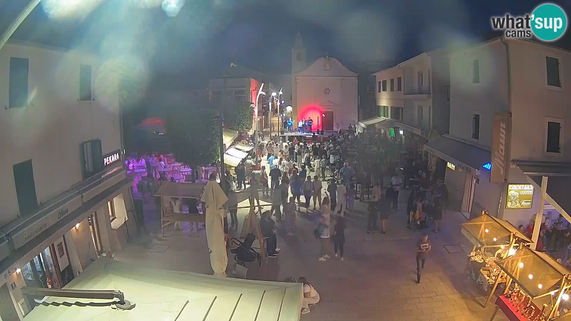 Novalja – Loža square