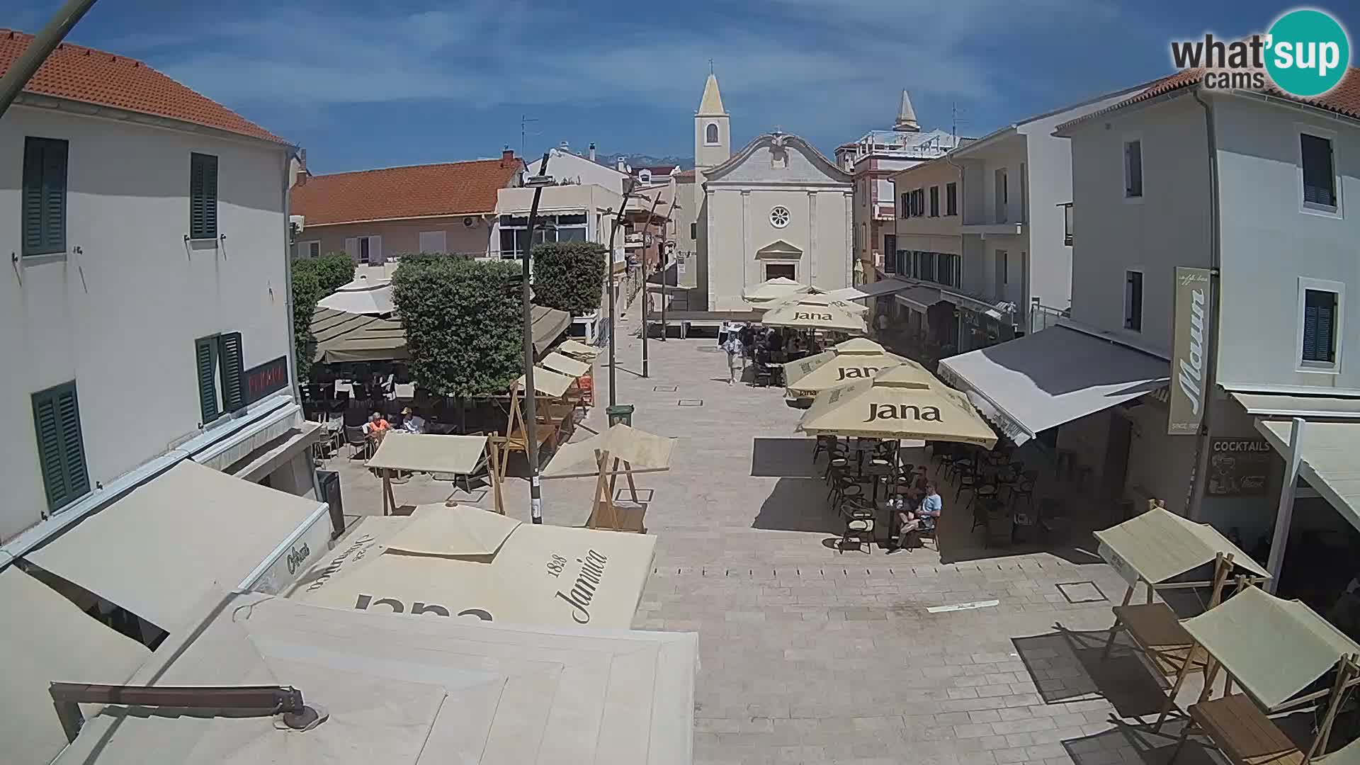Novalja – place Loža