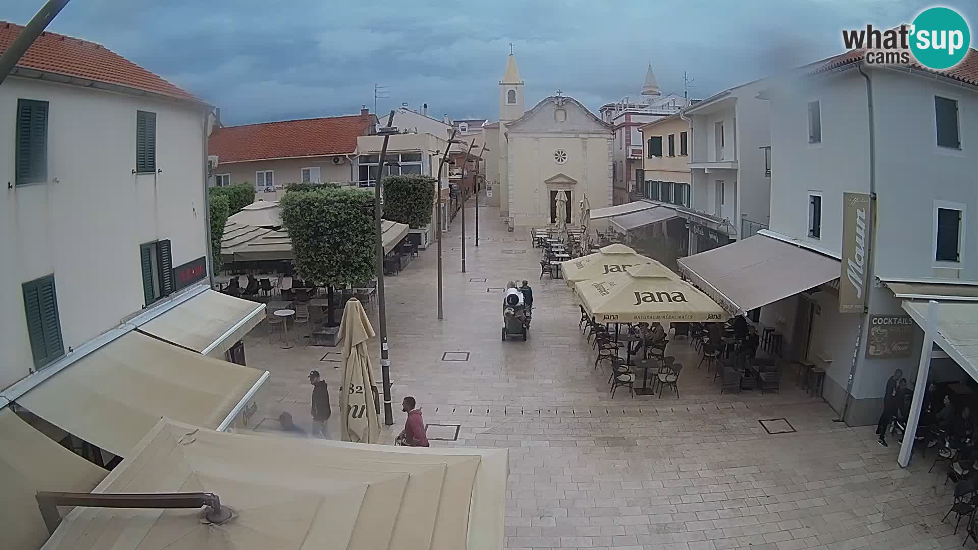 Novalja – Loža square