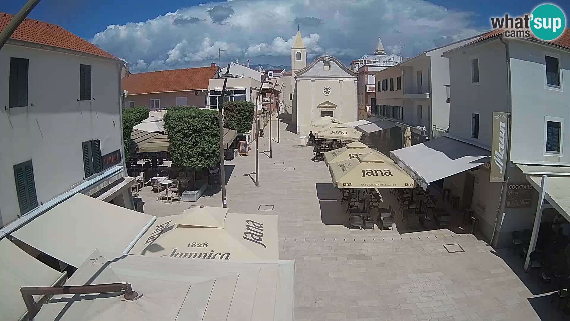 Novalja – Trg Loža