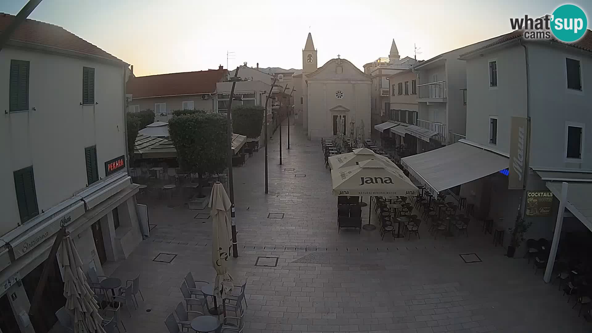 Novalja – Loža square