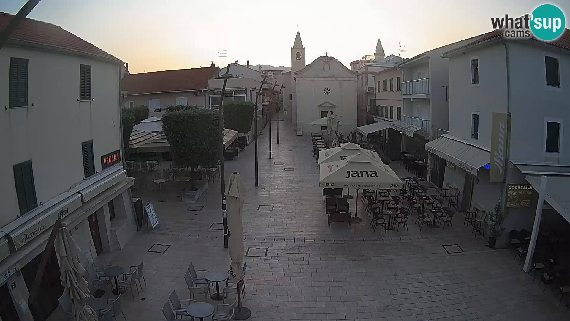Novalja – Loža Plaz