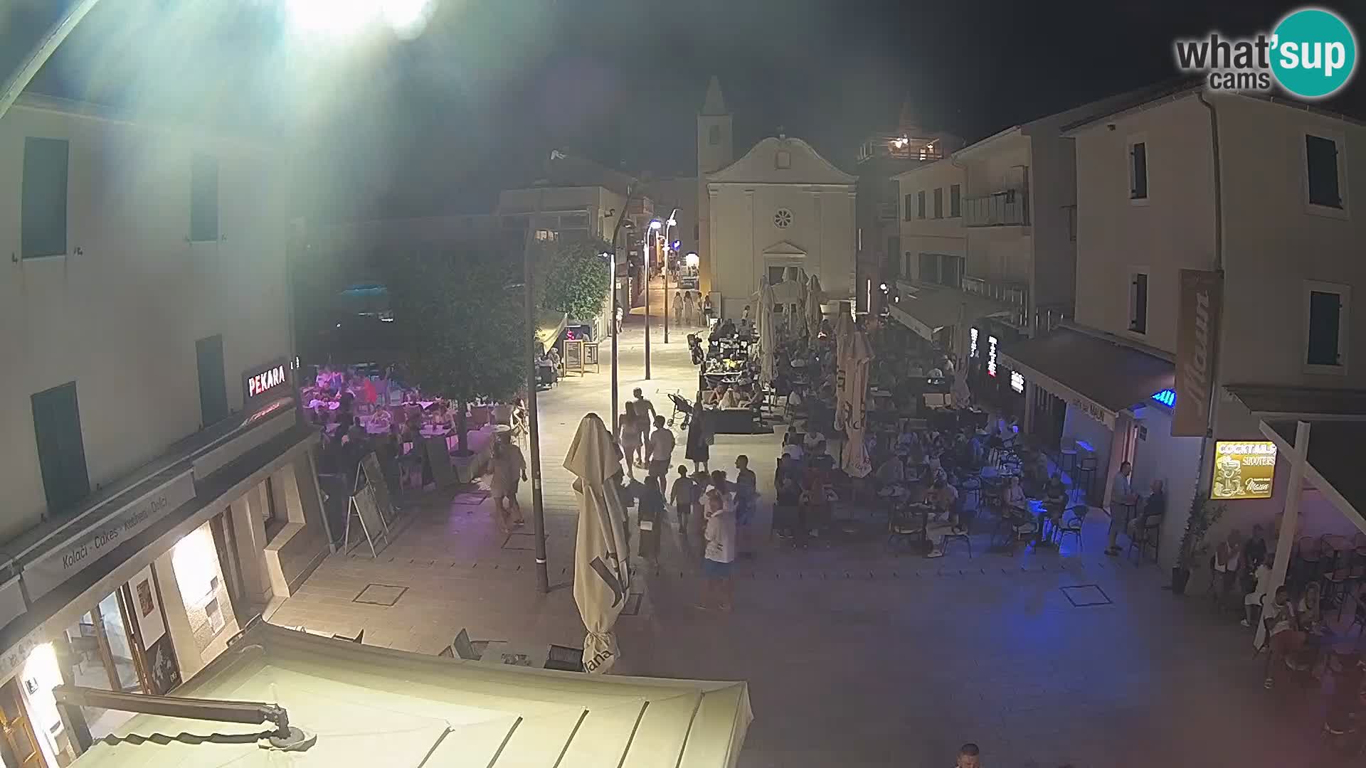 Novalja – Trg Loža