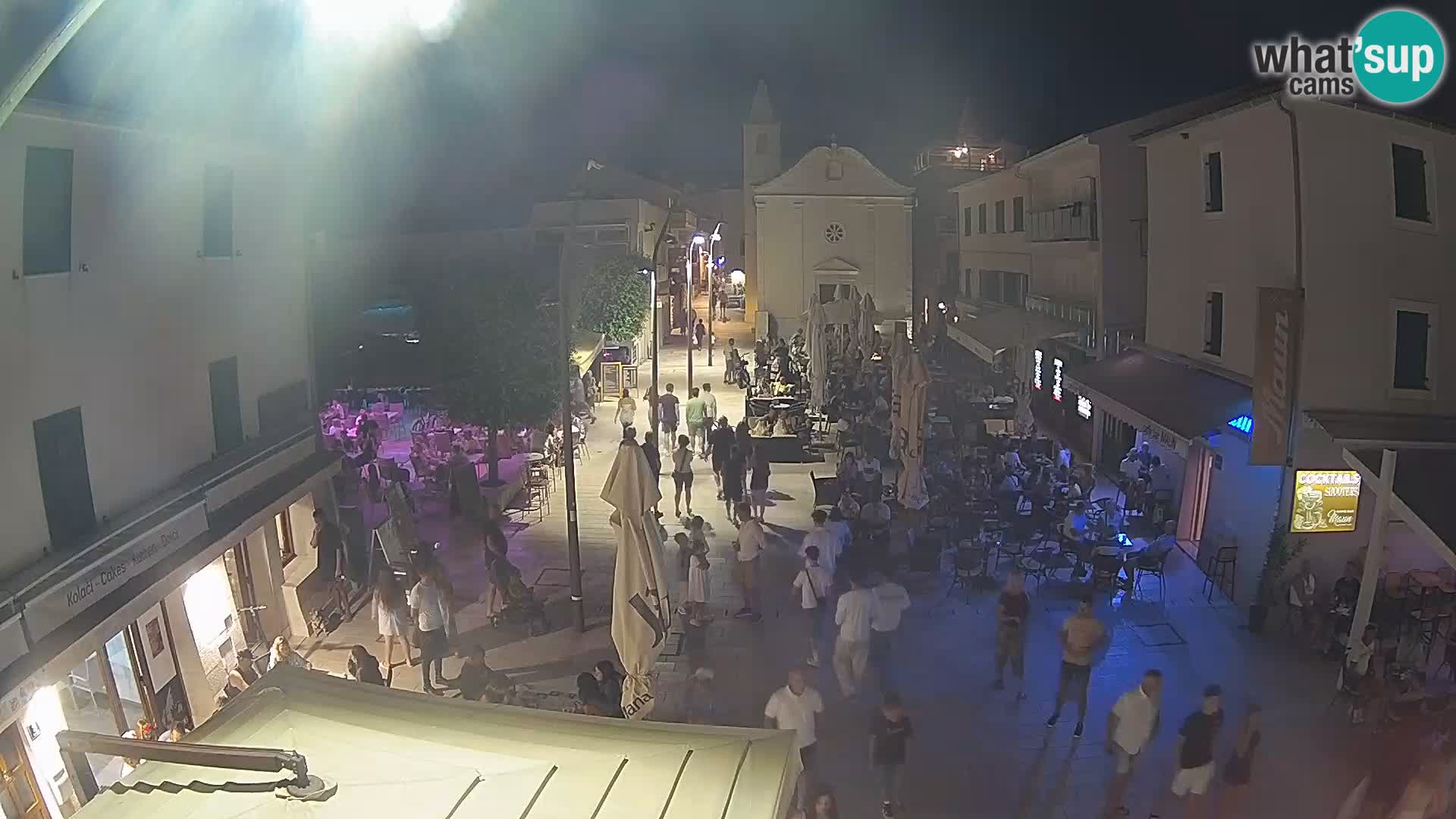Novalja – place Loža
