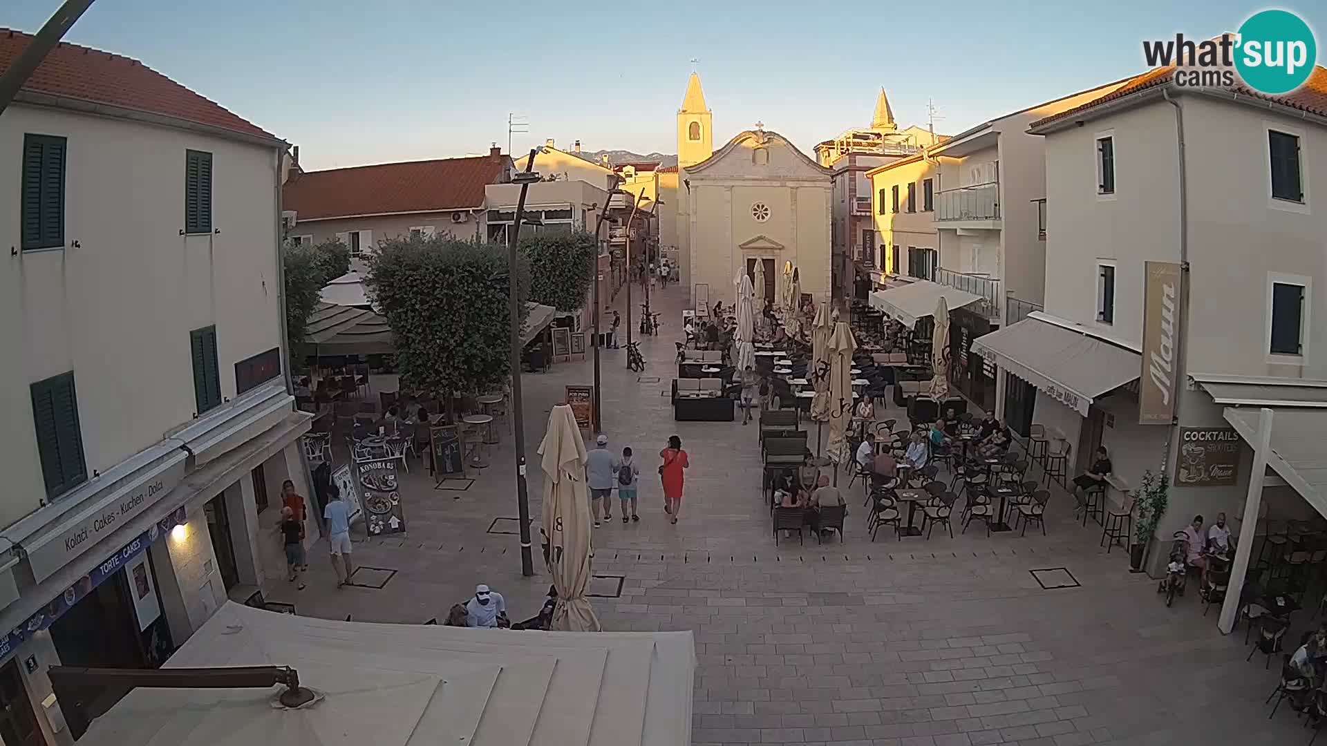 Novalja – place Loža