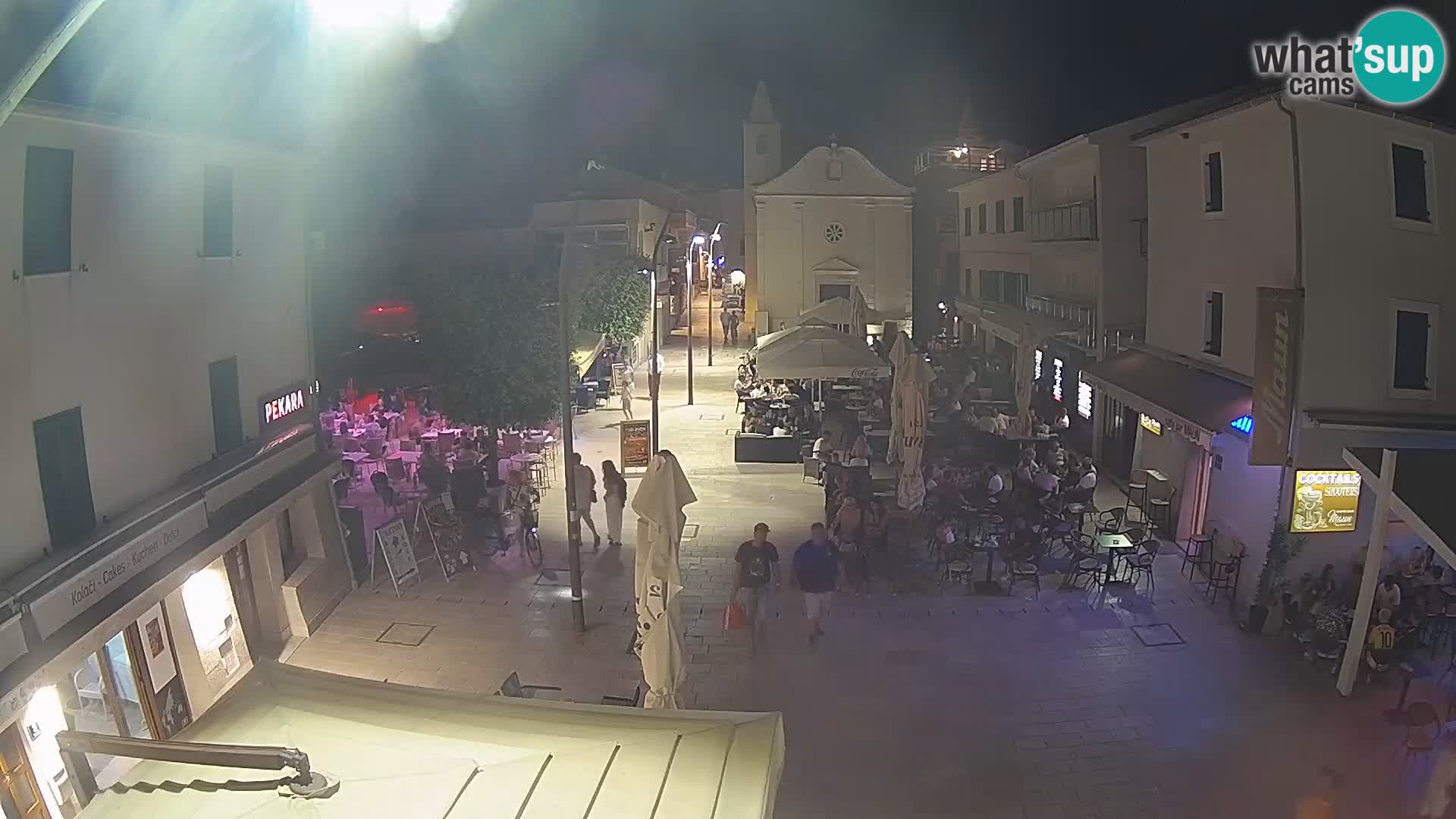 Novalja – place Loža