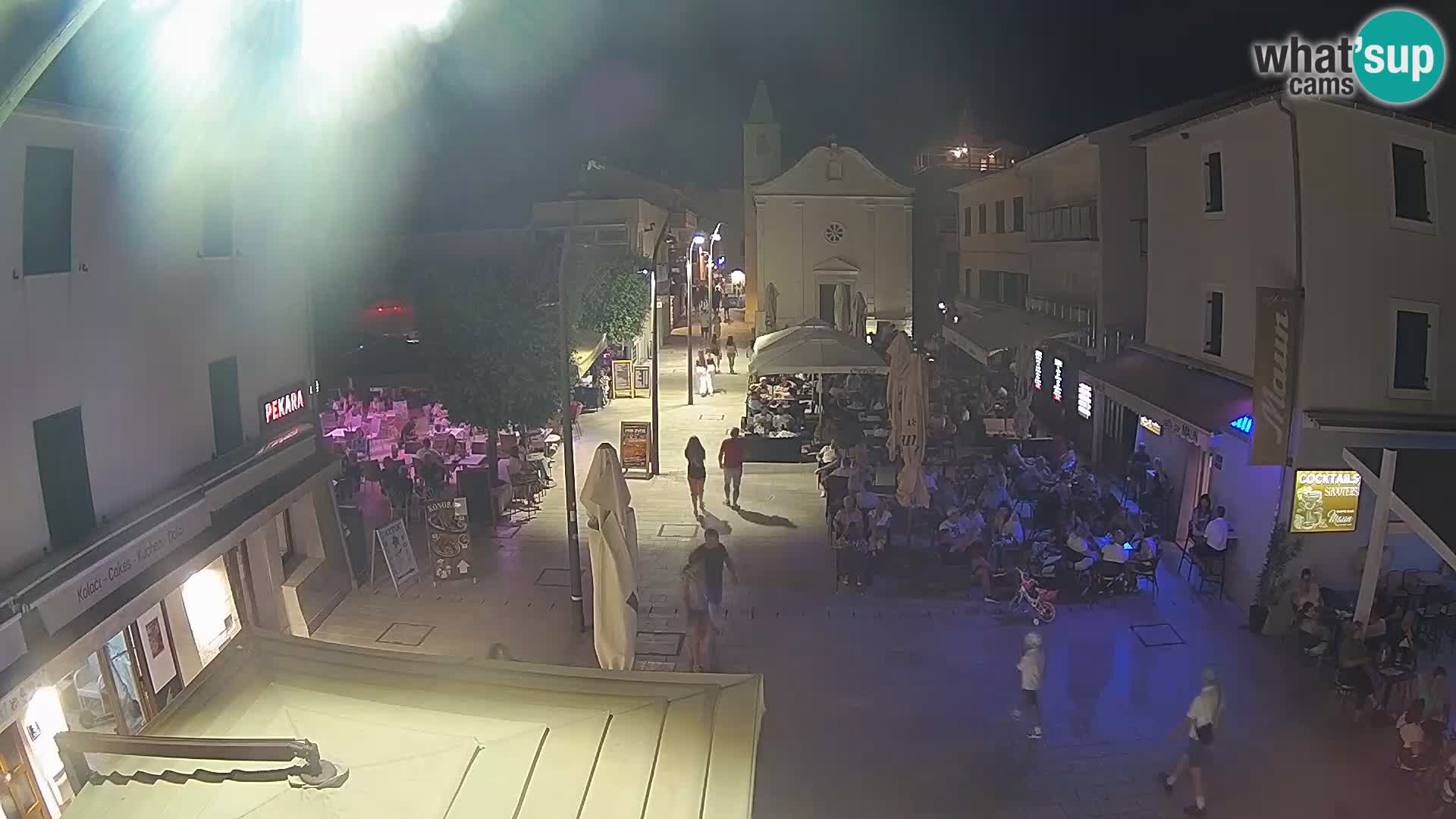 Novalja – Trg Loža