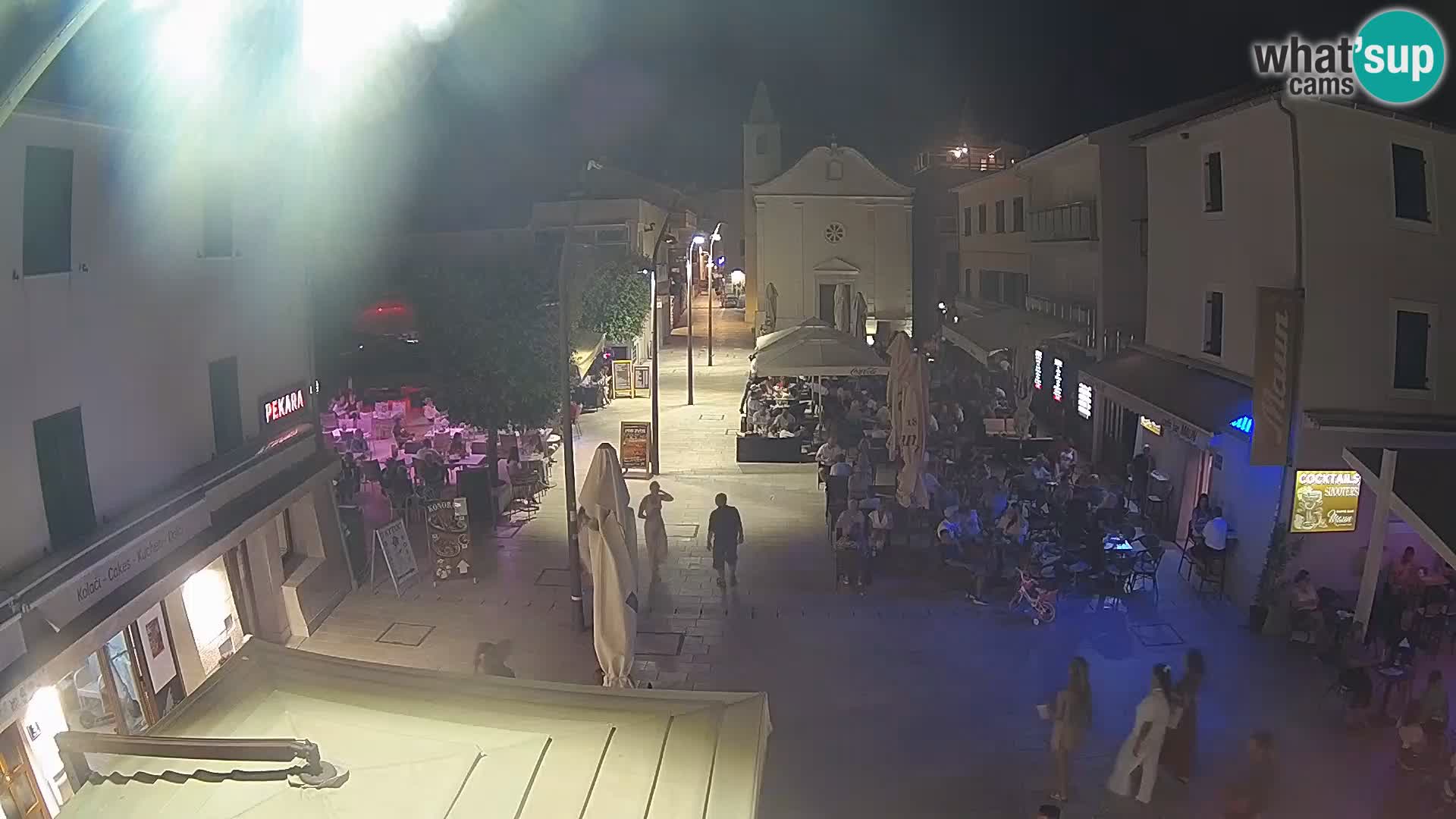 Novalja – Trg Loža
