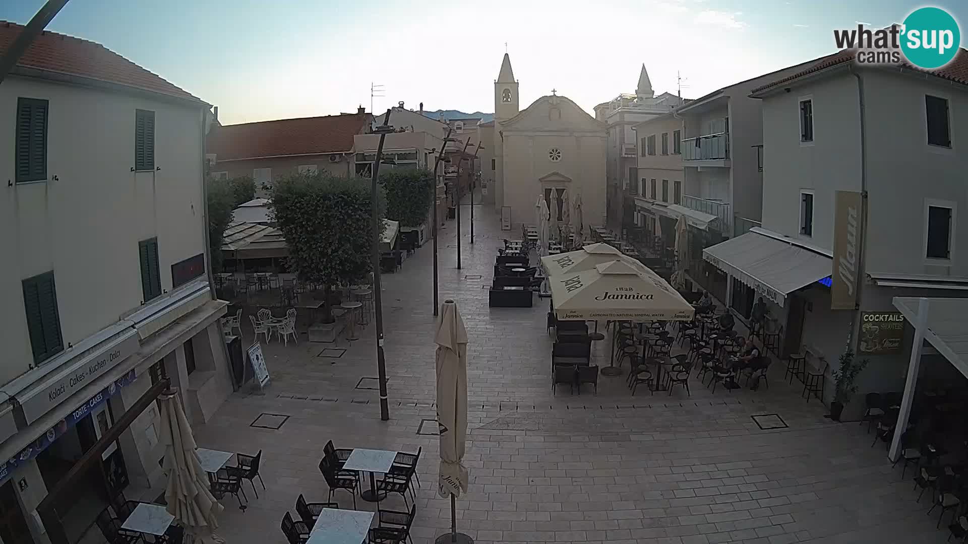 Novalja – plaza Loža