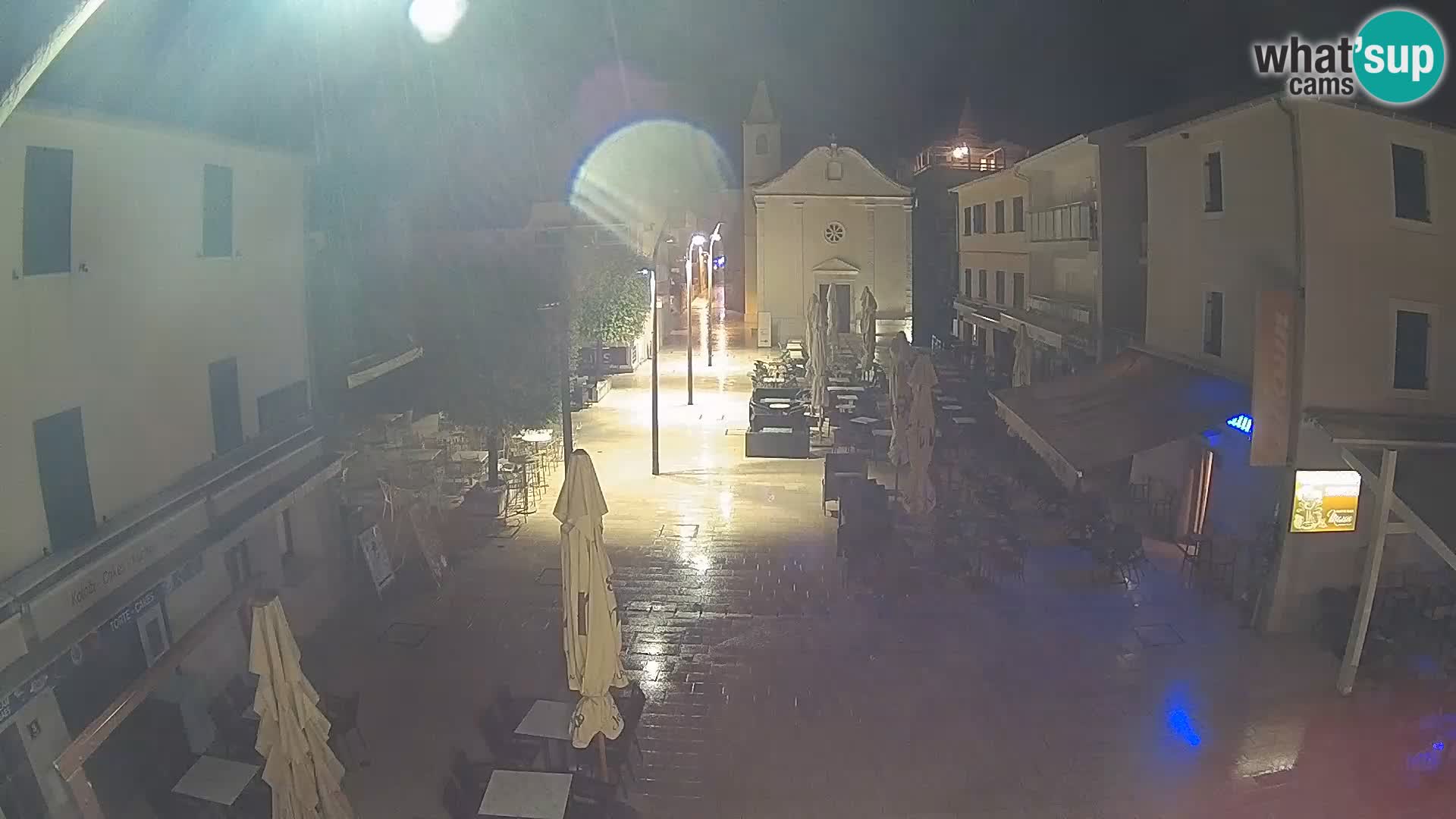 Novalja – piazza Loža