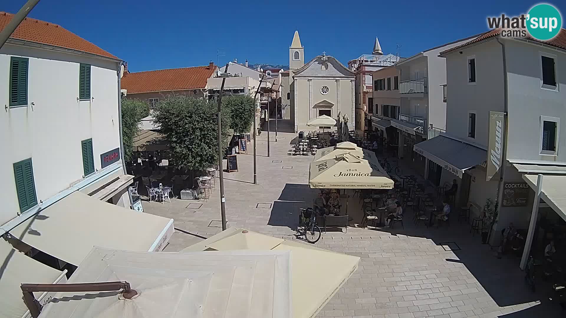 Novalja – place Loža