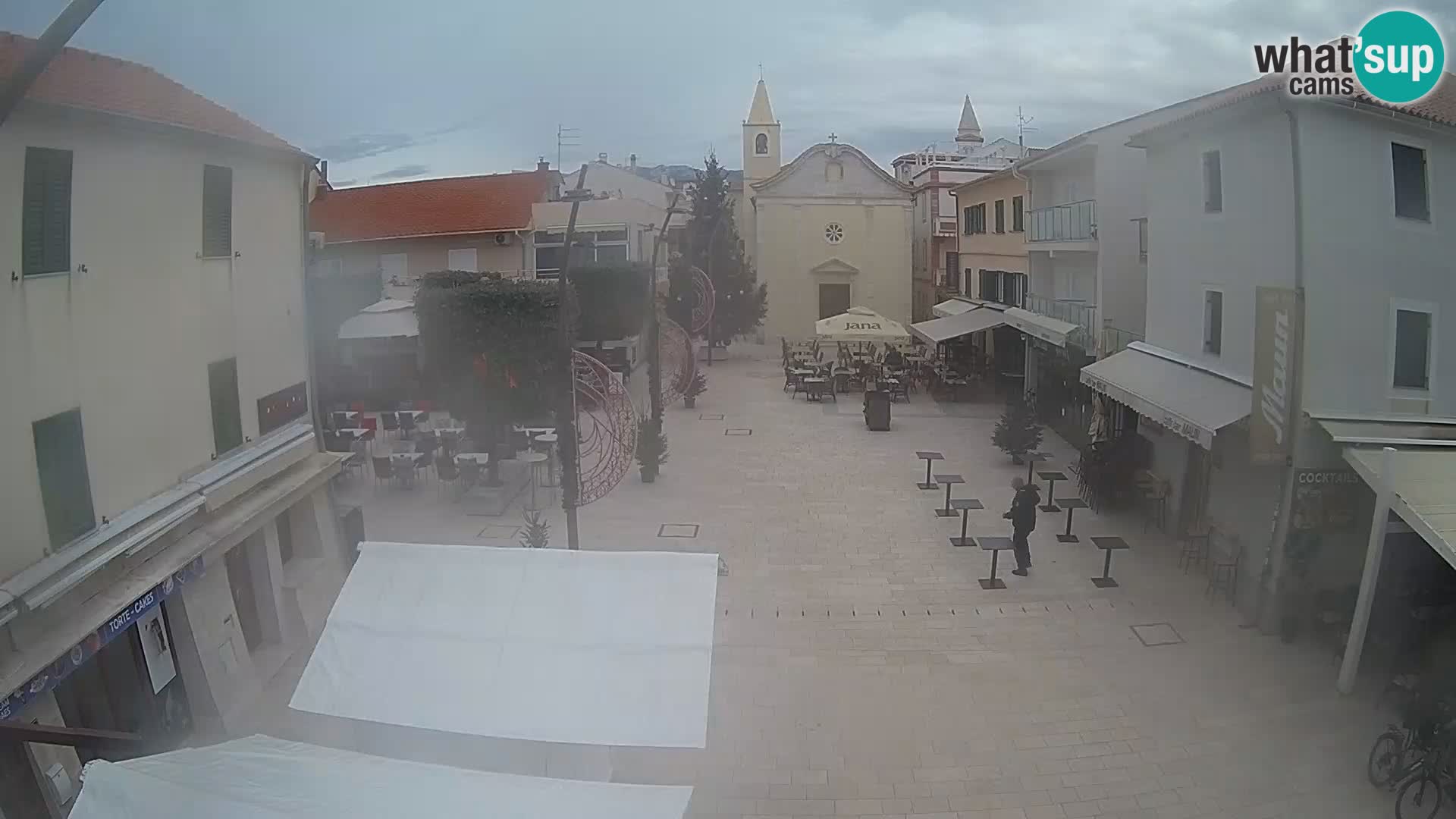 Novalja – Loža square