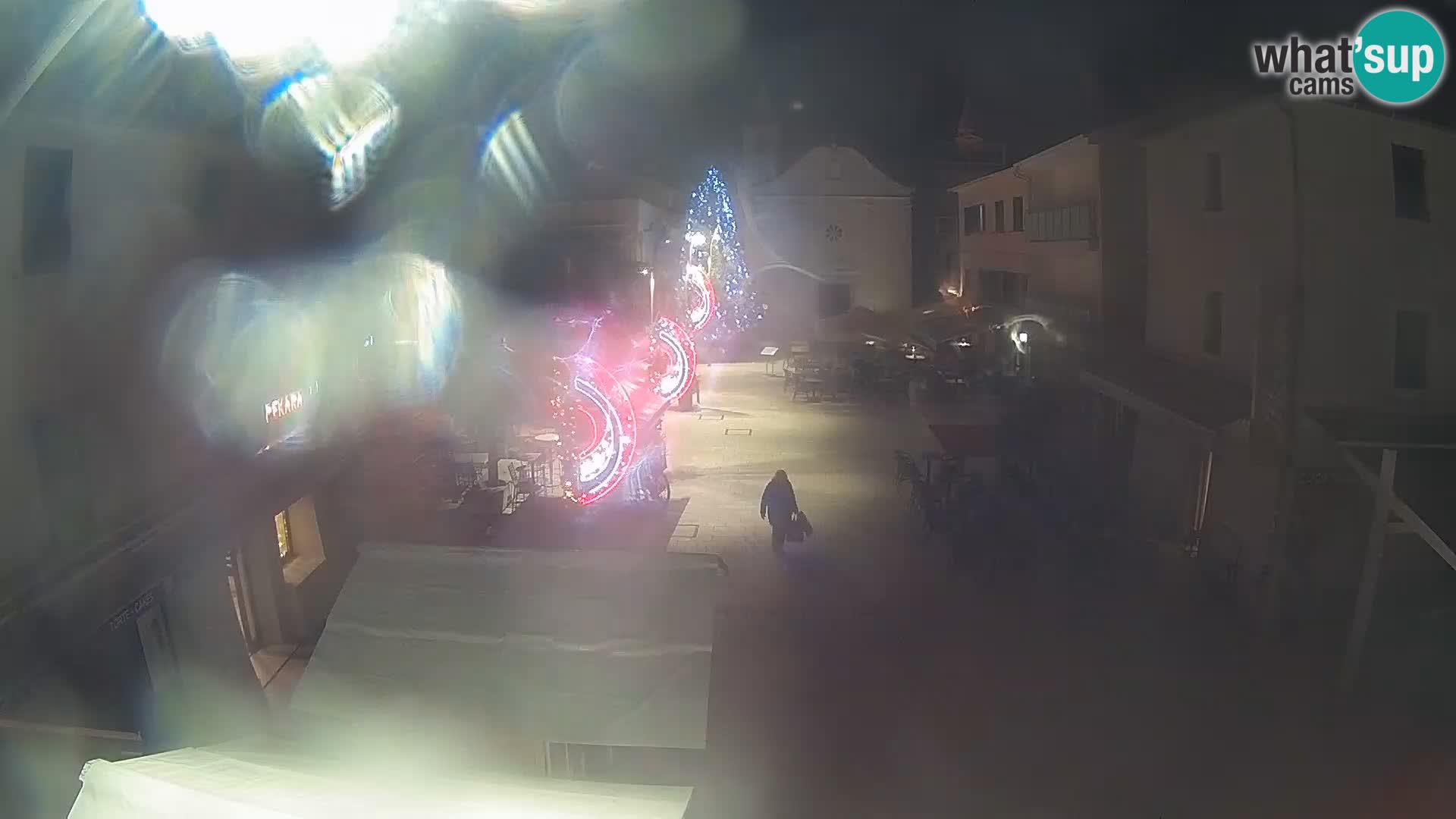 Novalja – Trg Loža