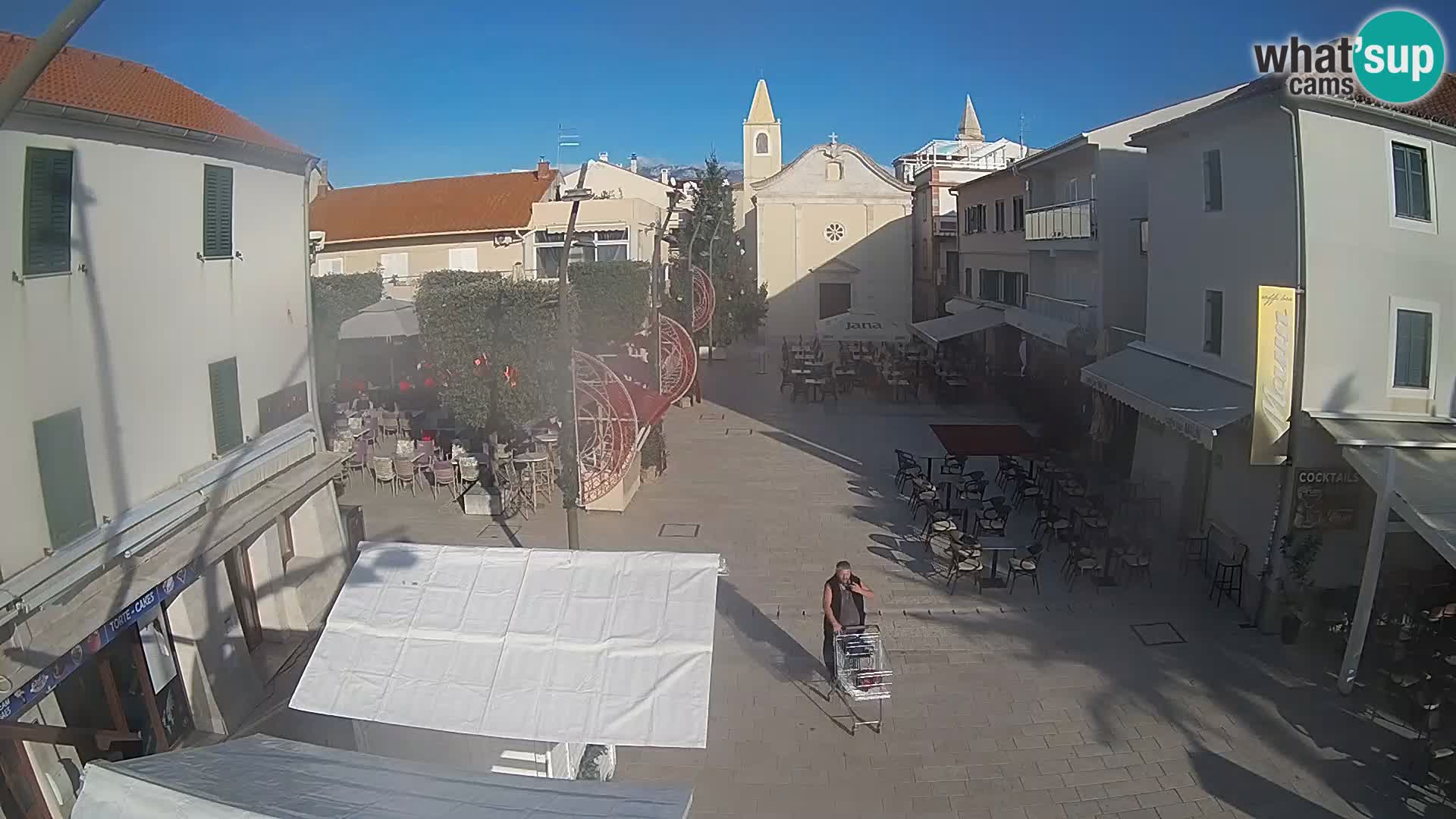 Novalja – plaza Loža