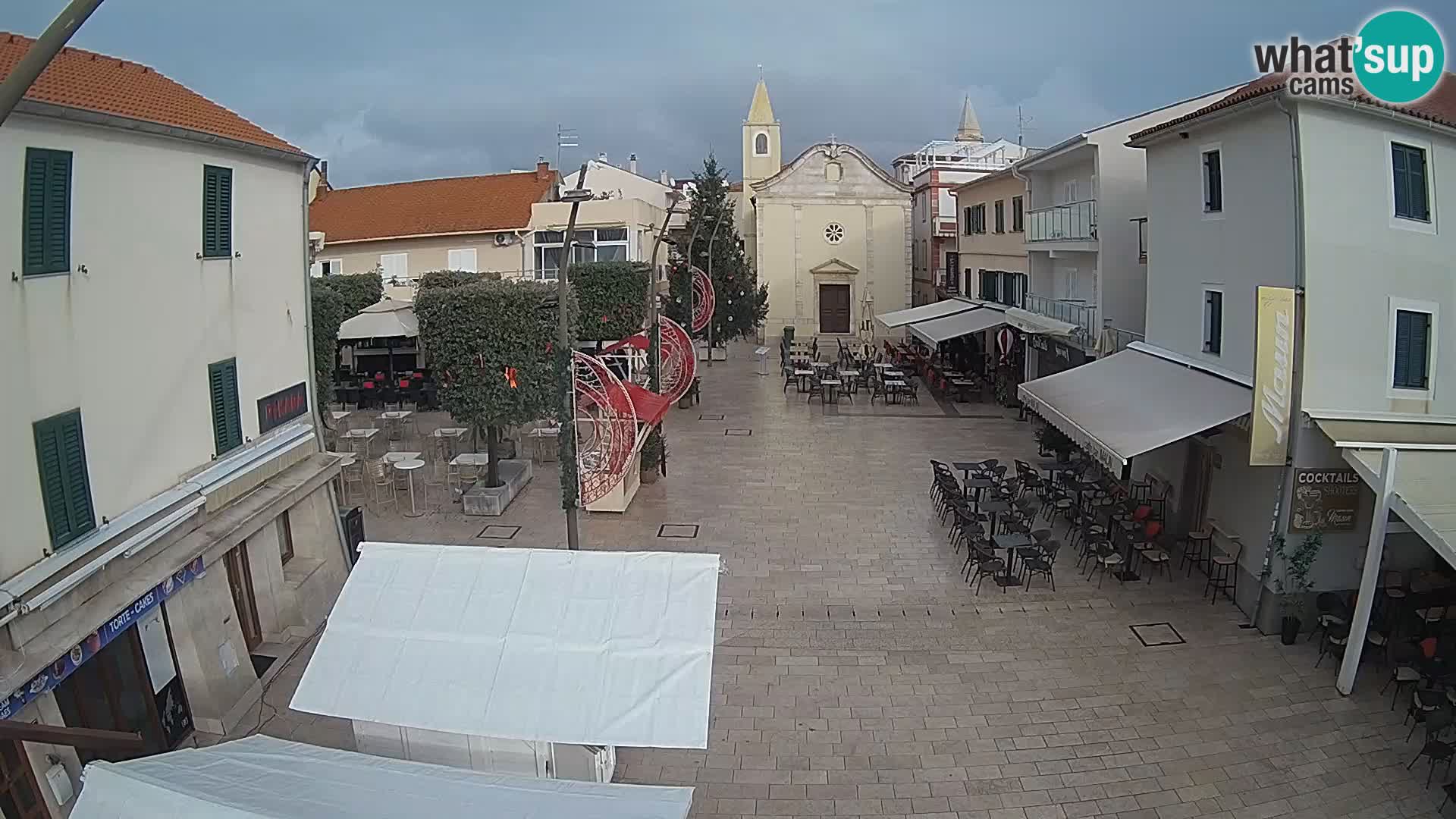 Novalja – Loža square