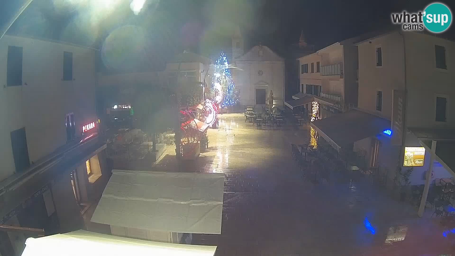 Novalja – plaza Loža