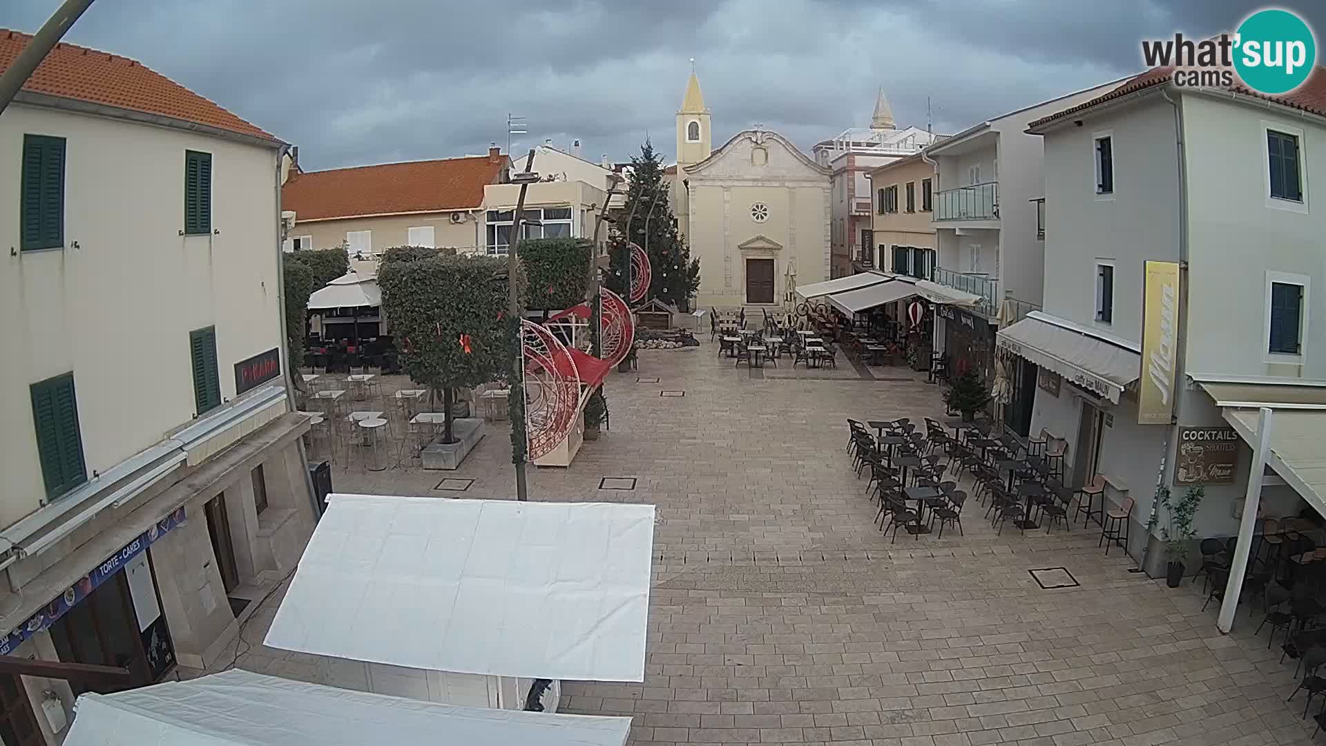 Novalja – plaza Loža