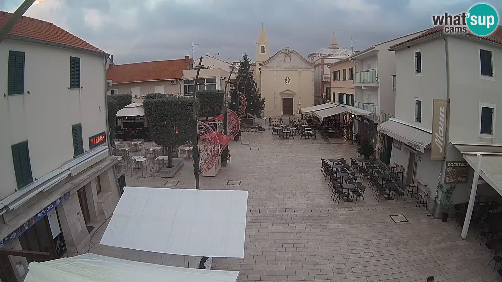 Novalja – piazza Loža