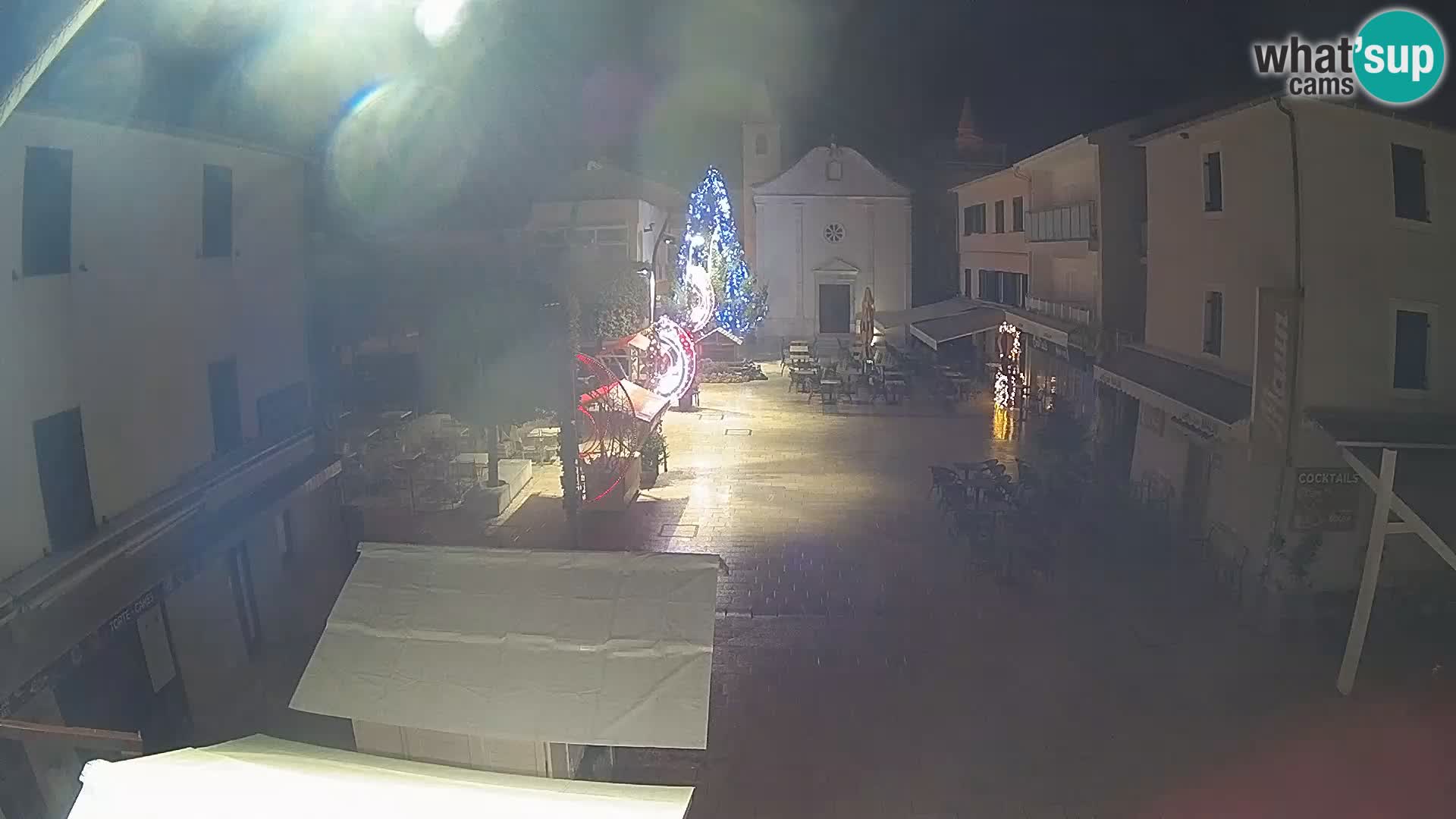 Novalja – place Loža