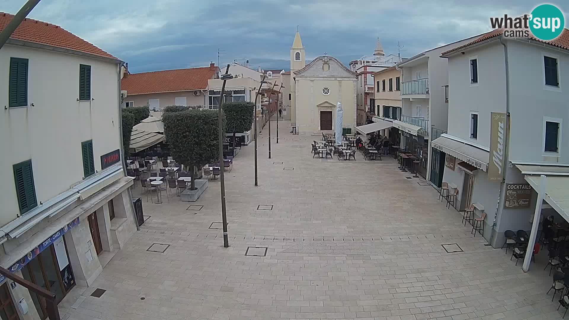 Novalja – Loža square