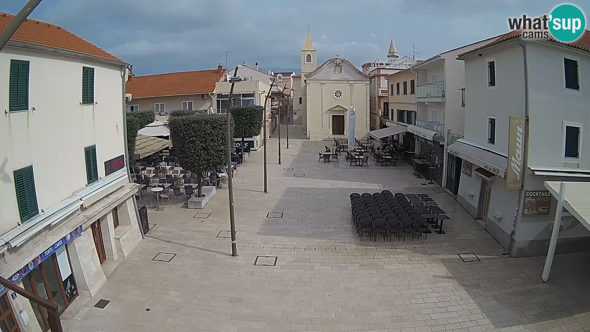 Novalja – Trg Loža