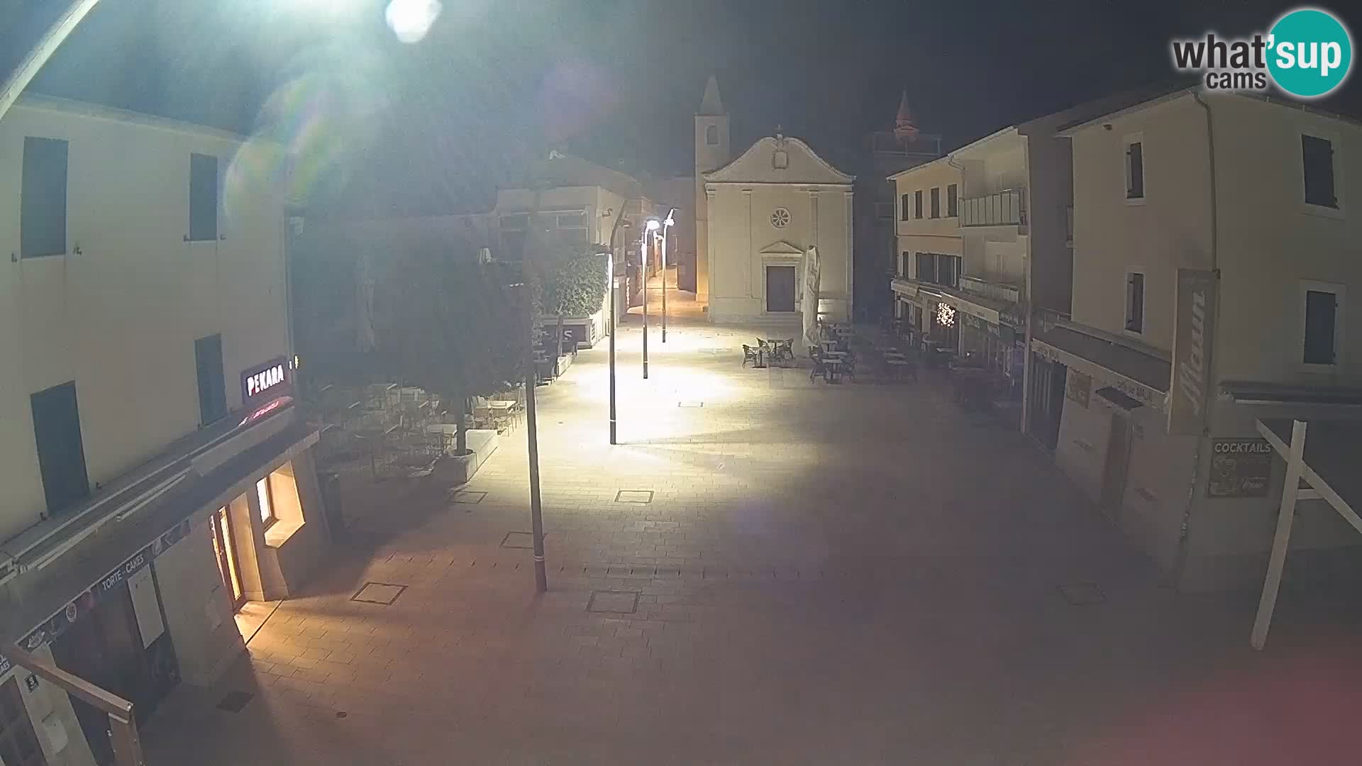 Novalja – Trg Loža