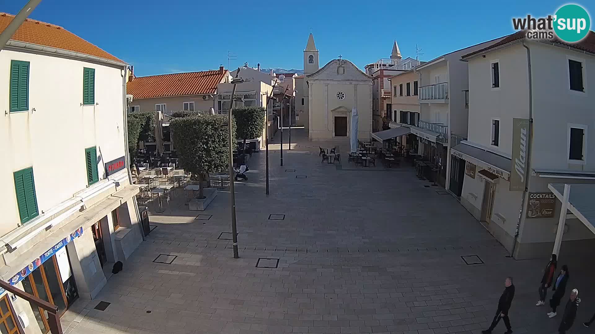 Novalja – place Loža