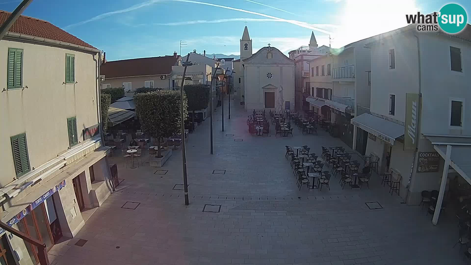 Novalja – Trg Loža