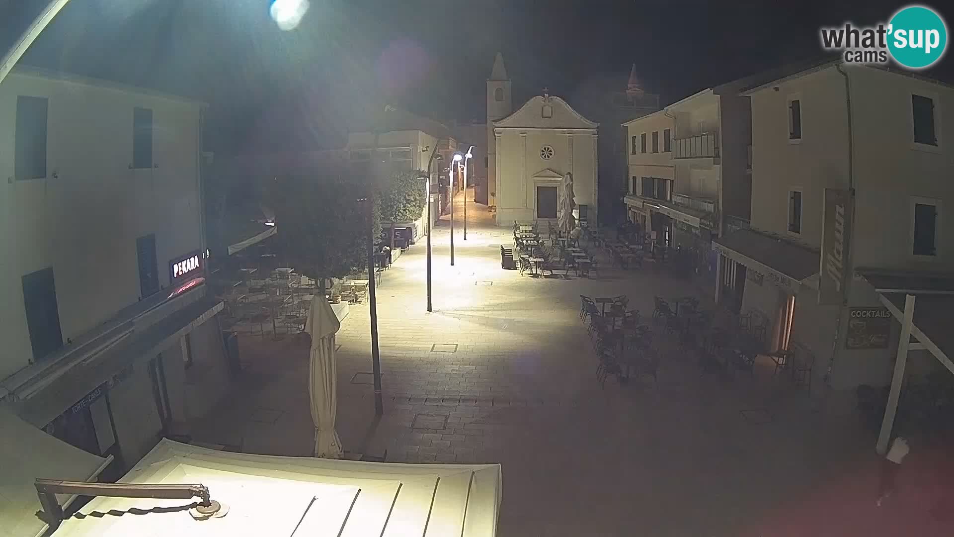 Novalja – Trg Loža