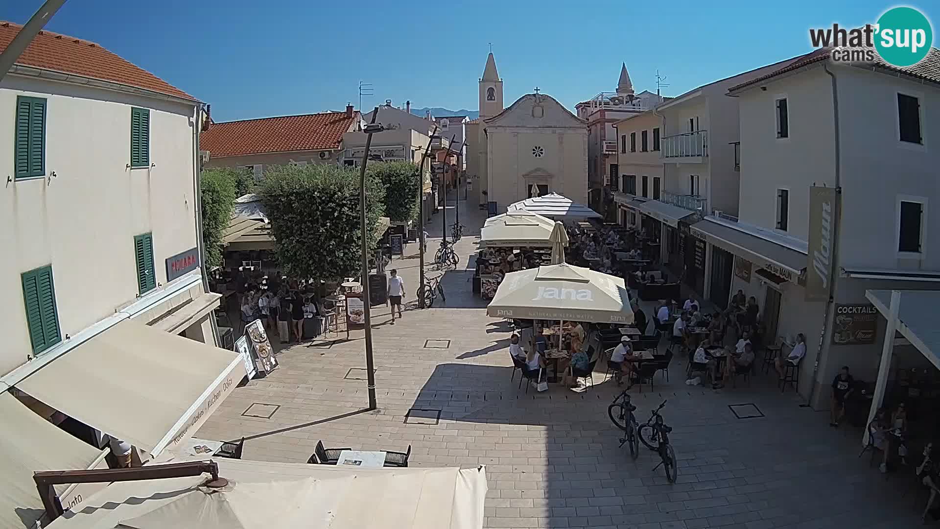 Novalja – place Loža