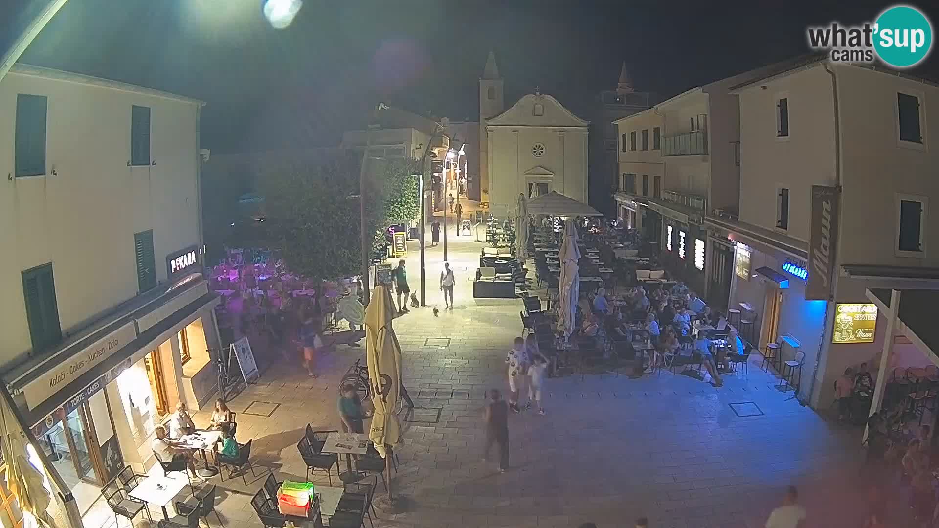 Novalja – Trg Loža
