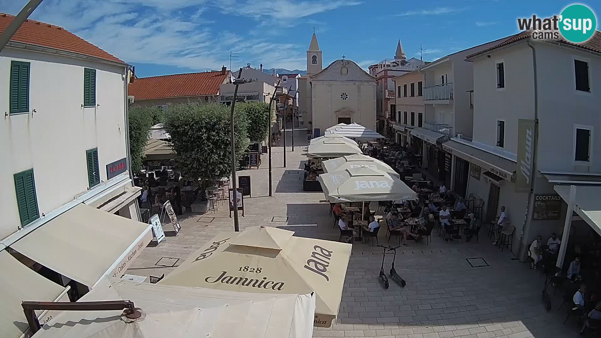 Novalja – Trg Loža