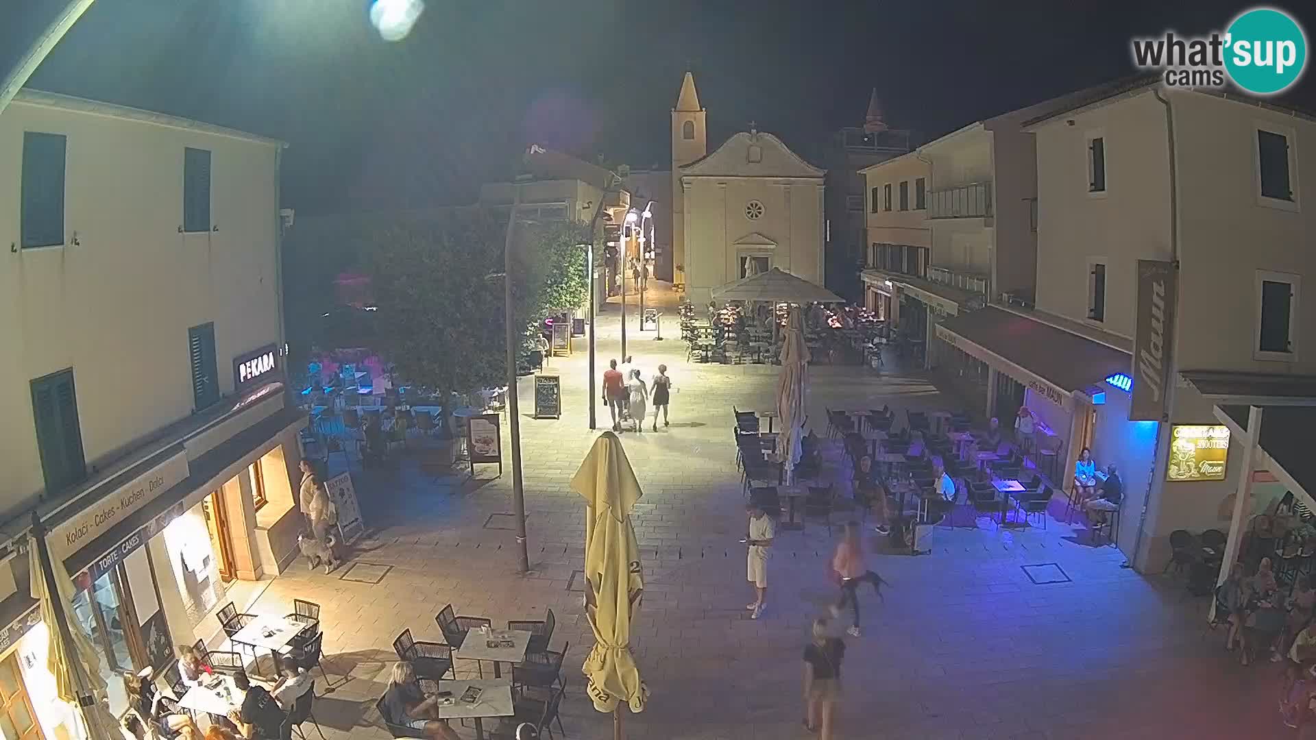 Novalja – Trg Loža