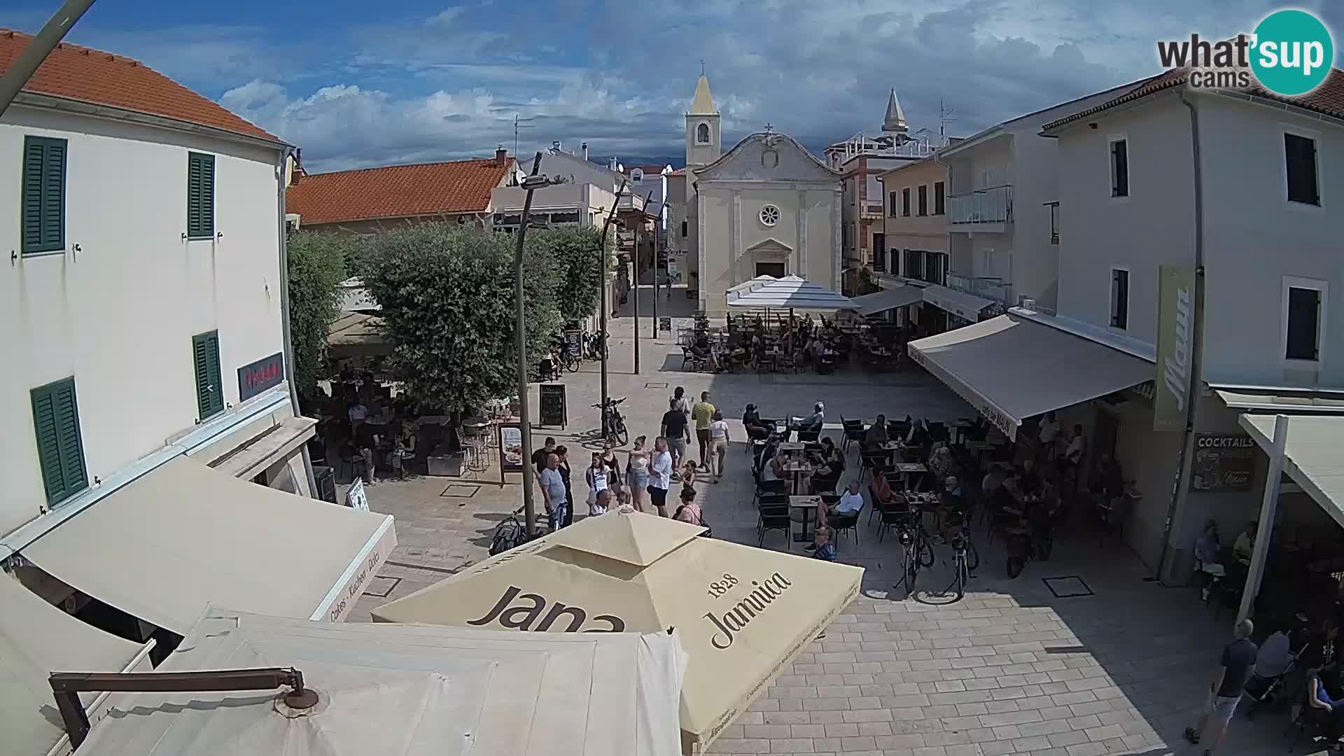Novalja – Loža square