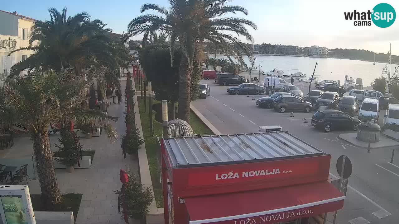 Spletna kamera Novalja – Obala Petra Krešimira IV