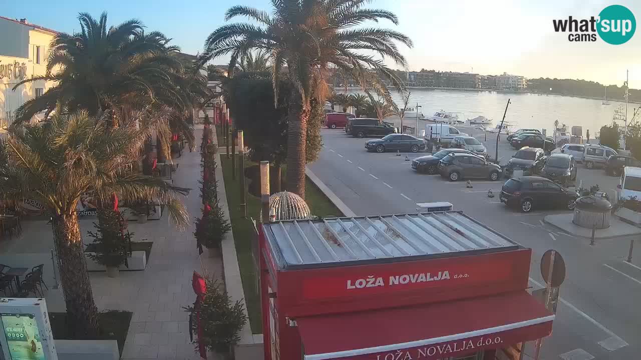 Spletna kamera Novalja – Obala Petra Krešimira IV